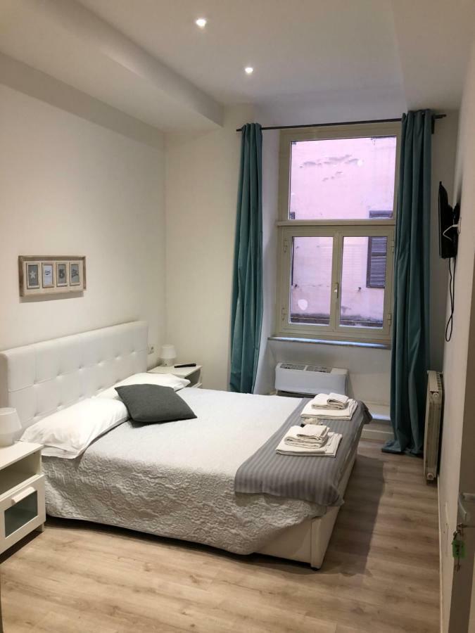 Spazio Cavour Gasthuis 2*